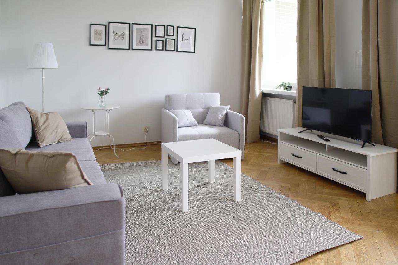 Apartament Przy Parku Saskim Warschau Exterior foto