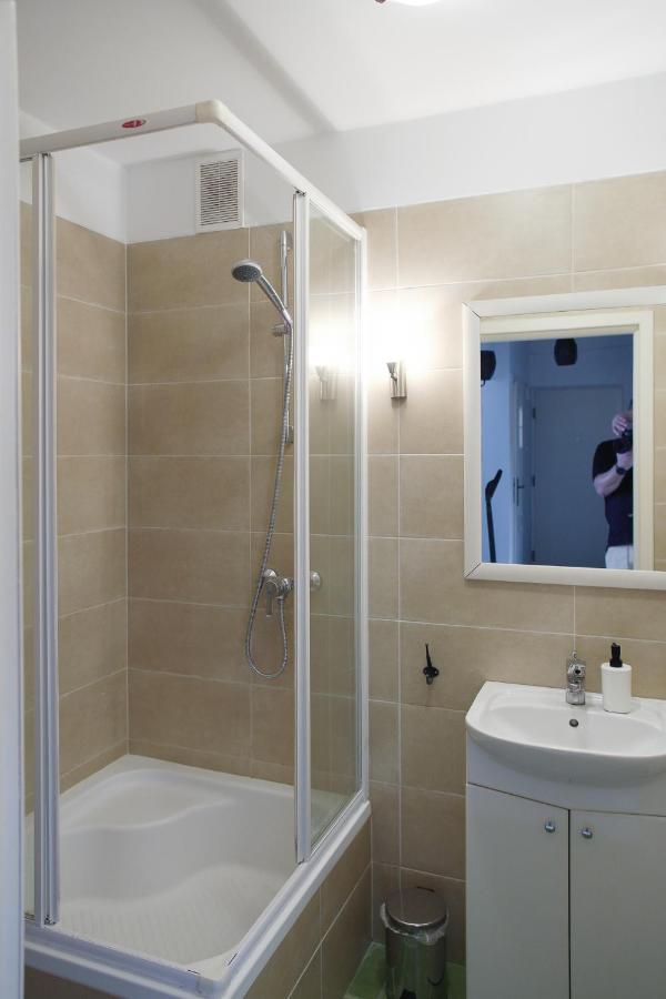 Apartament Przy Parku Saskim Warschau Exterior foto